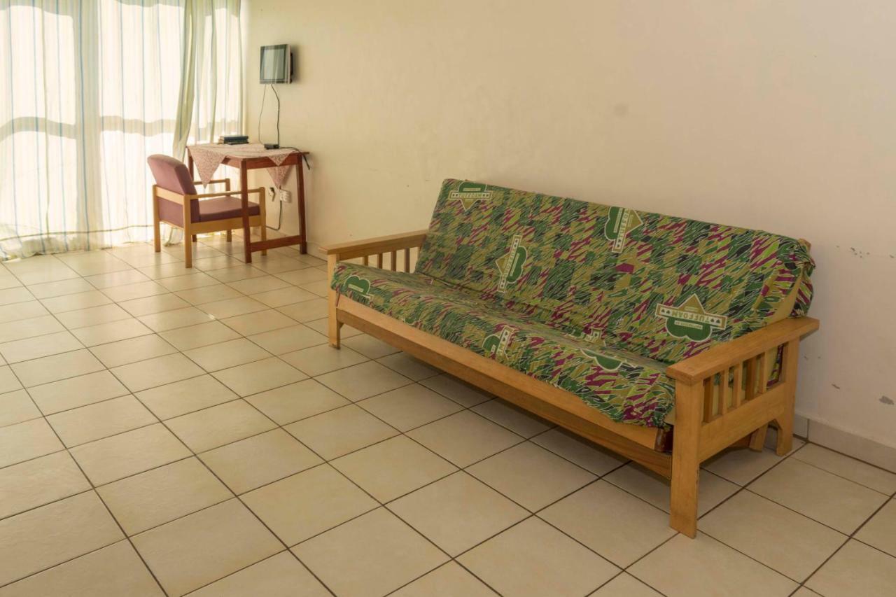 Sunrise Apartments Hotel Fort Portal Bagian luar foto